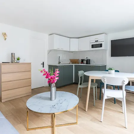 Appartement Grands Boulevards 42 Paris